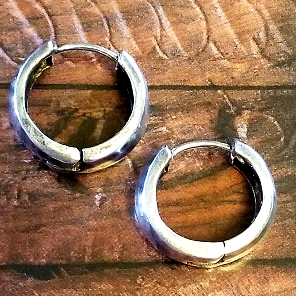 Rare Silpada Sterling Silver Hoop Earrings - Picture 5 of 10